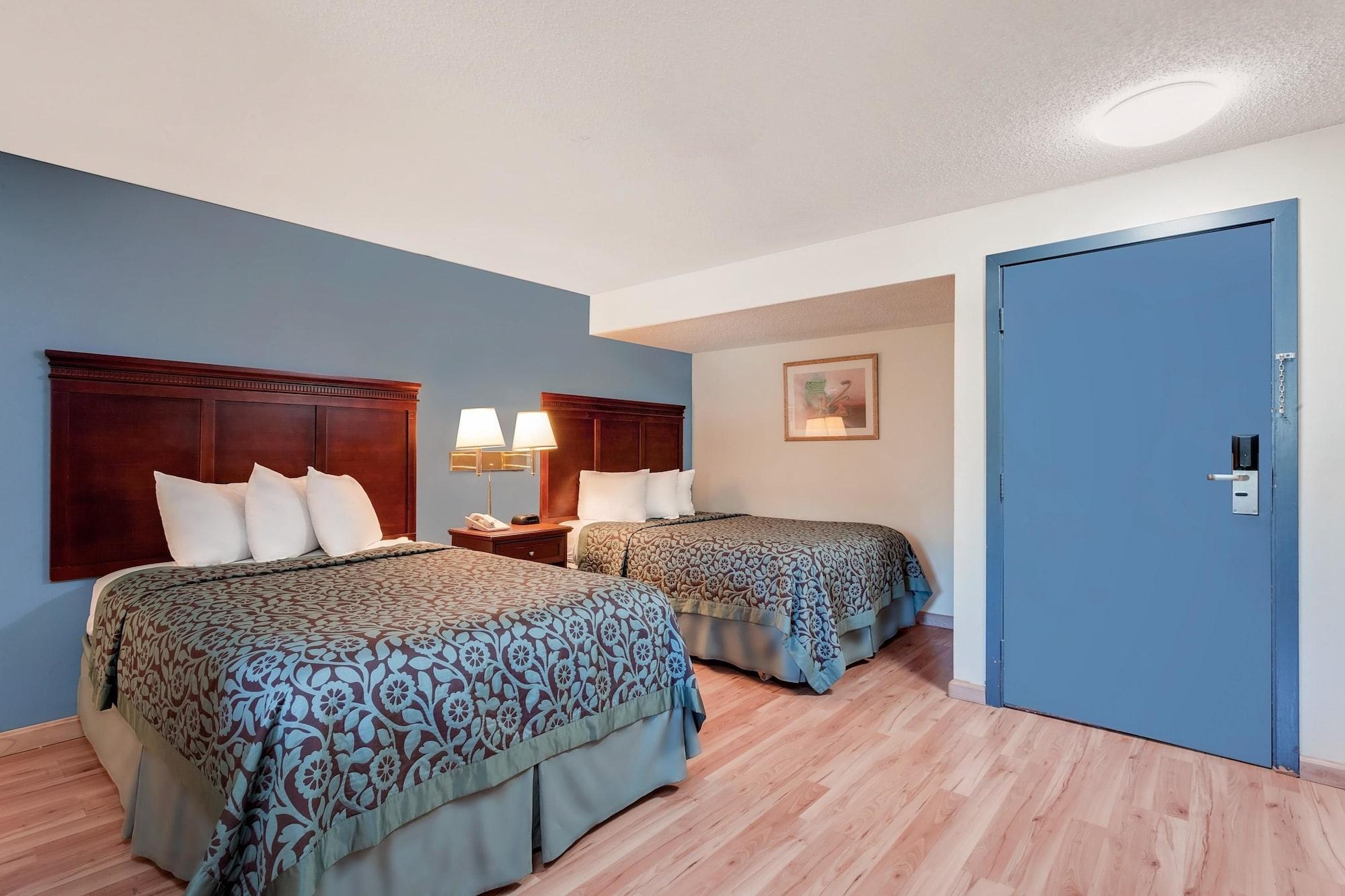 Days Inn By Wyndham Shrewsbury Worcester Exterior photo
